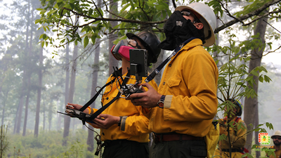 Scientists participate in a Prescribed Fire Science Consortium 